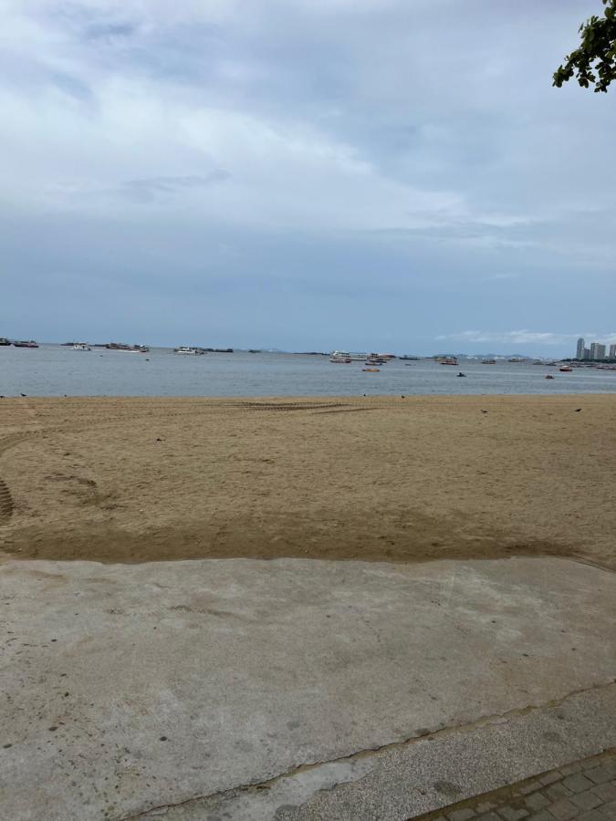 Lewiinski'S Hotel Pattaya Εξωτερικό φωτογραφία
