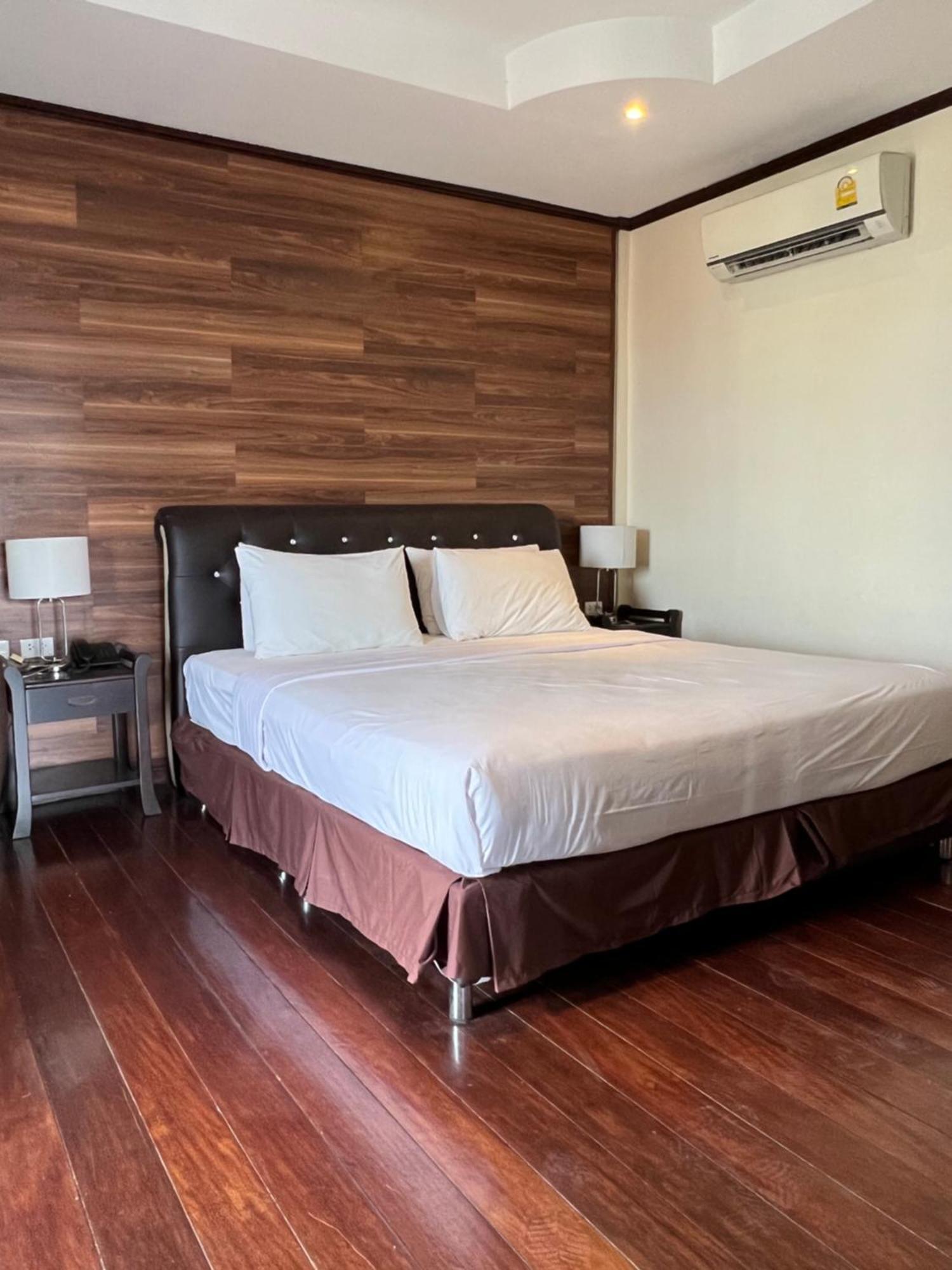 Lewiinski'S Hotel Pattaya Εξωτερικό φωτογραφία